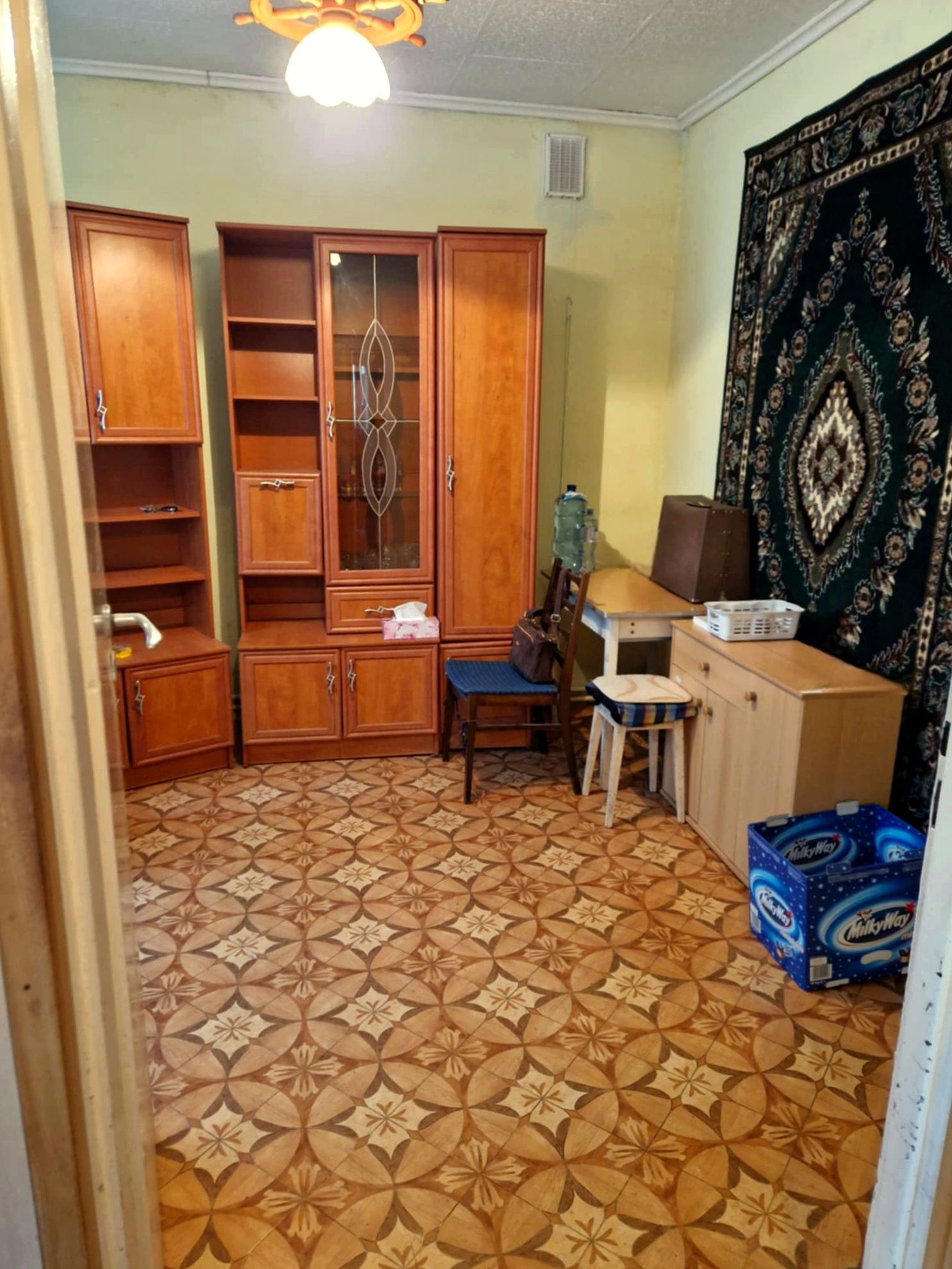 Dom z ogródkiem w dobrej lokalizacji - Piaski!