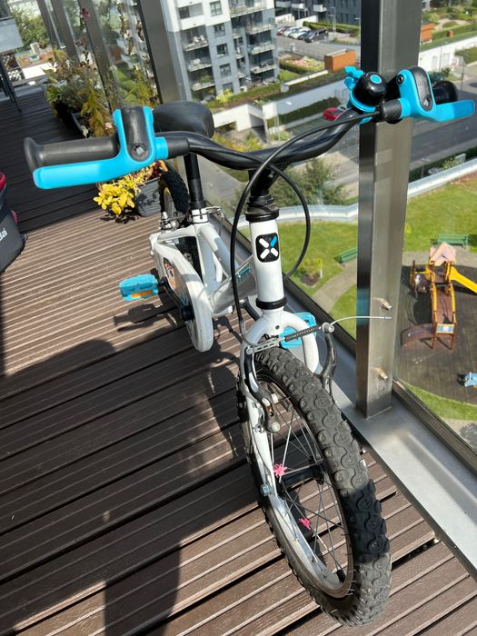 Rower 16 B-TWIN - Decathlon - dziecięcy - kółka boczne