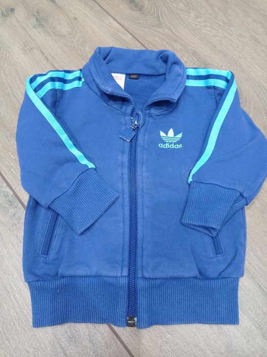 Sprzedam dres ADIDAS 6mscy.