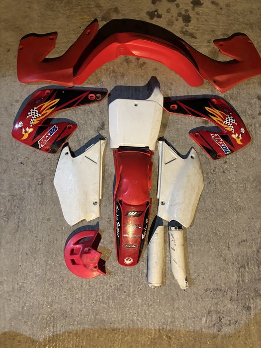 Komplet plastików oem Honda CR 125R 2001