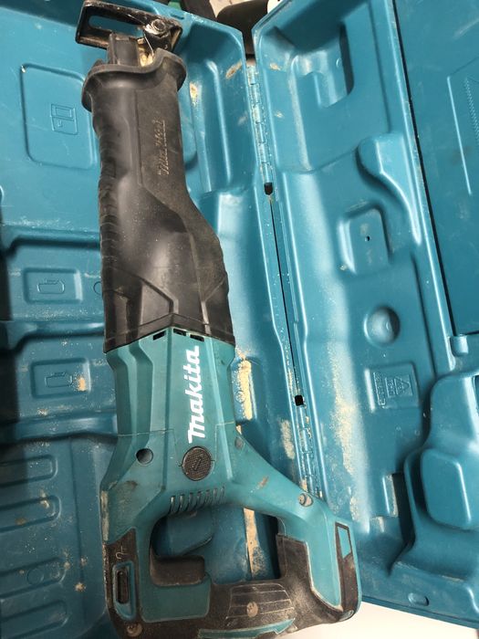 Makita pila Lis DJR186. 05/2022