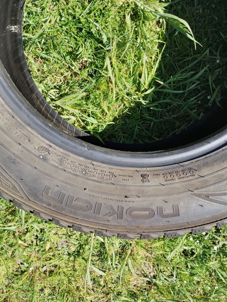 Opony  zimowe Nokian 4 szt. 225/60 R17 Hyundai Tucson