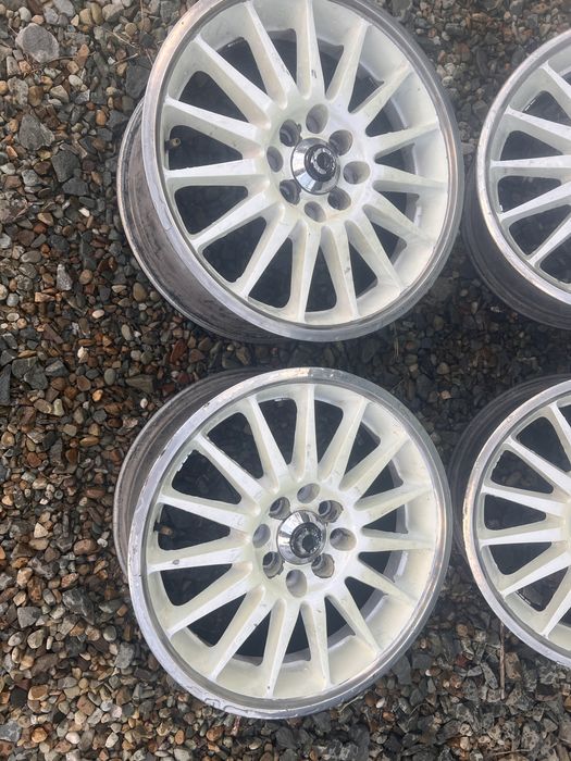 Felgi 4x100 r16 et 35