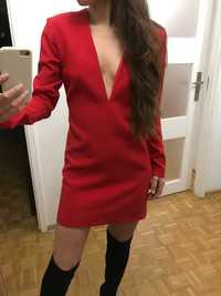 Czerwona sukienka marki MARLU