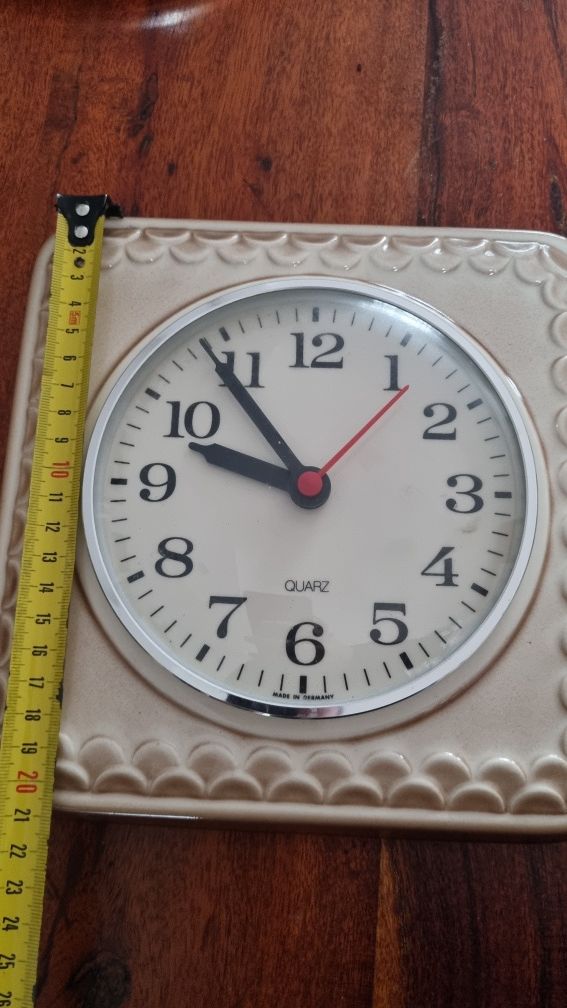 Stary zegar kuchenny ścienny ceramiczny wiszący