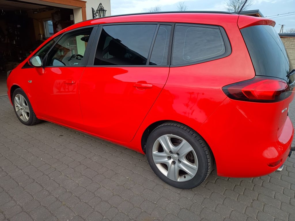 Opel Zafira 2.0 170KM