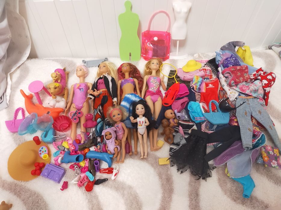 Zestaw lalek Barbie i akcesoria