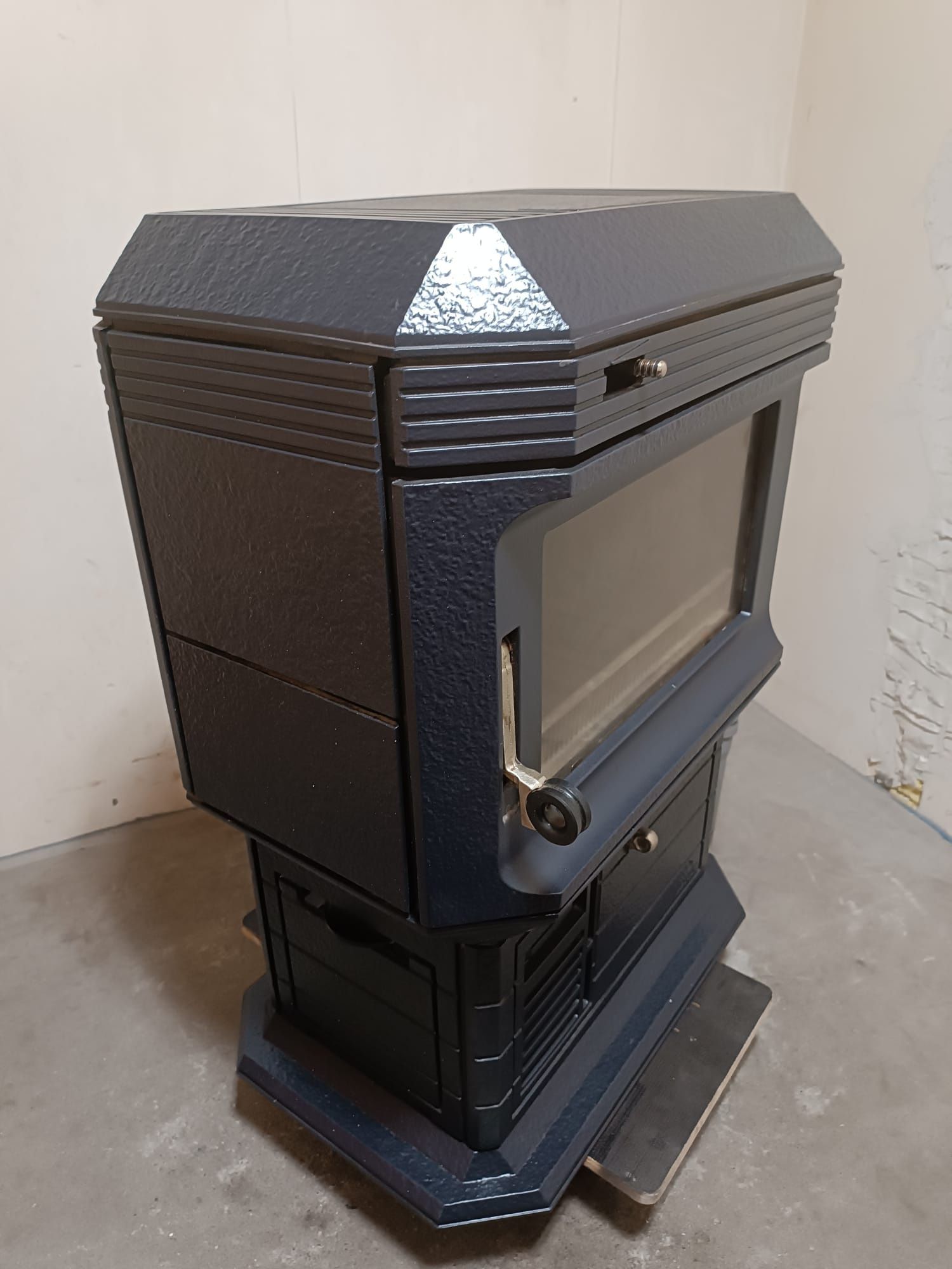 Jotul Betha kominek żeliwny koza piec