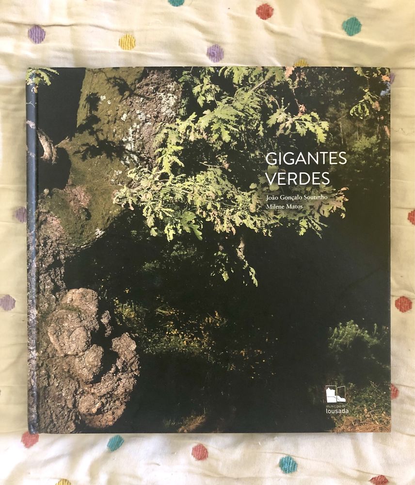 Gigantes Verdes - livro capa dura