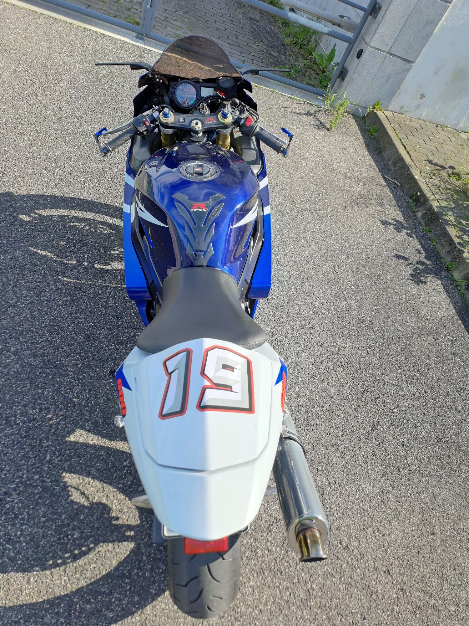 SuzukiI GSX-R 600 K4