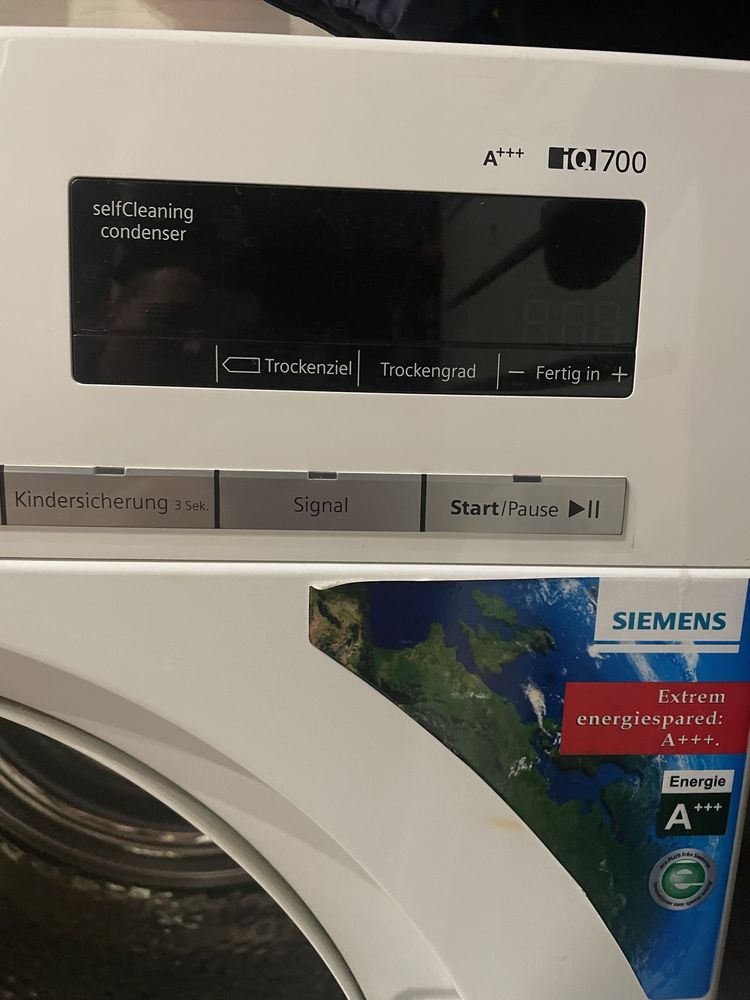 Siemens IQ700 сушильна машина