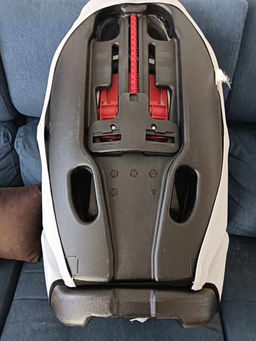 Cadeira auto - Chicco  Grupos 1,2,3 (9 kg aos 36kg)*