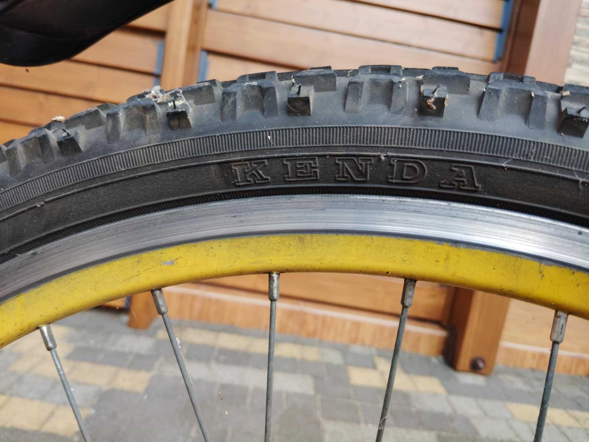 Rower z amortyzatorami 26" przerzutki shimano 3x7 amortyzatory