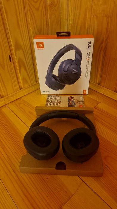 Бездротові навушники JBL TUNE 720BT