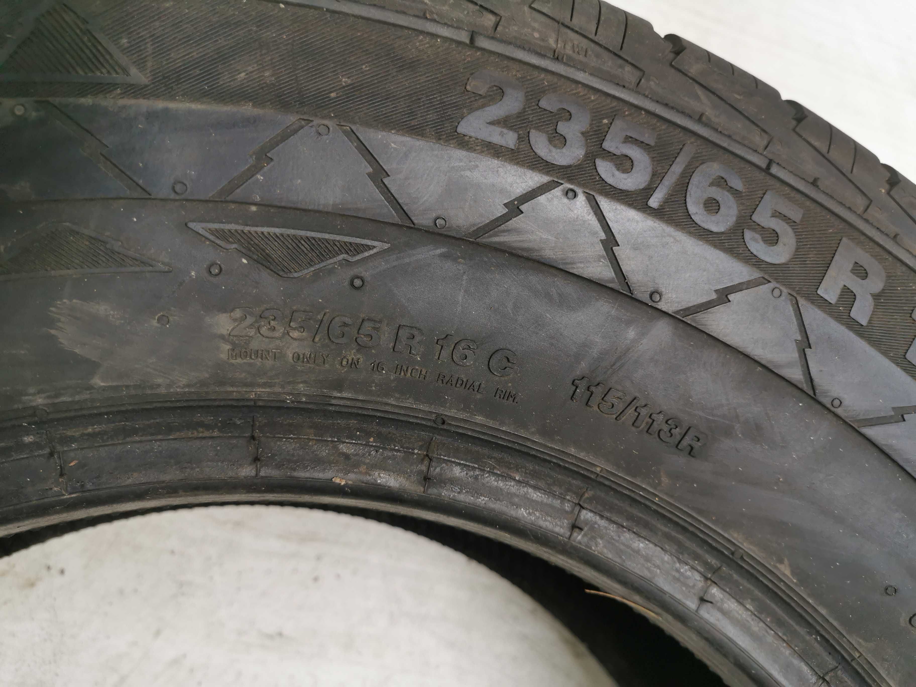 1x BUS C Continental VancoWinter 2 235/65r16c 115/113R 6,9mm N0973