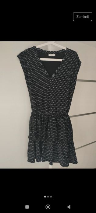 Prześliczna sukienka w groszki z dekoltem v Reserved rozmiar XS 36 /38