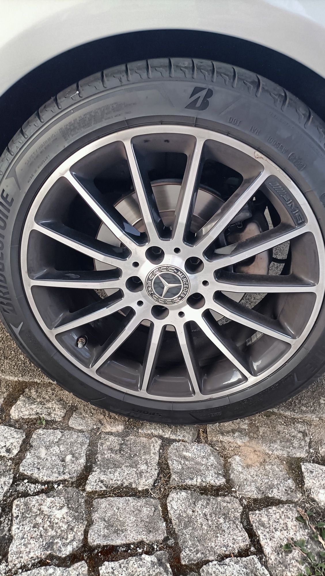 Mercedes CLA 180d Shooting Brak AMG