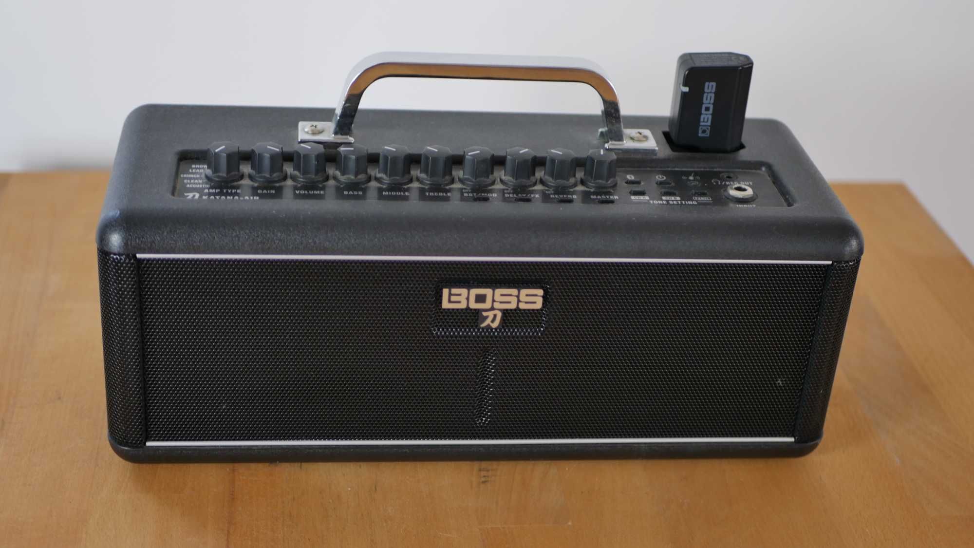 Boss Katana Air — Amplificador Portátil Sem Fios com Bluetooth, 30W
