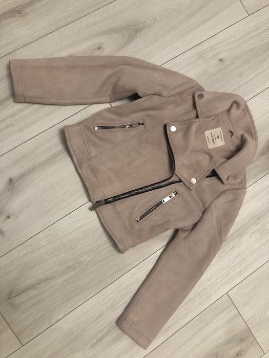 Курточка доя дівчинуи