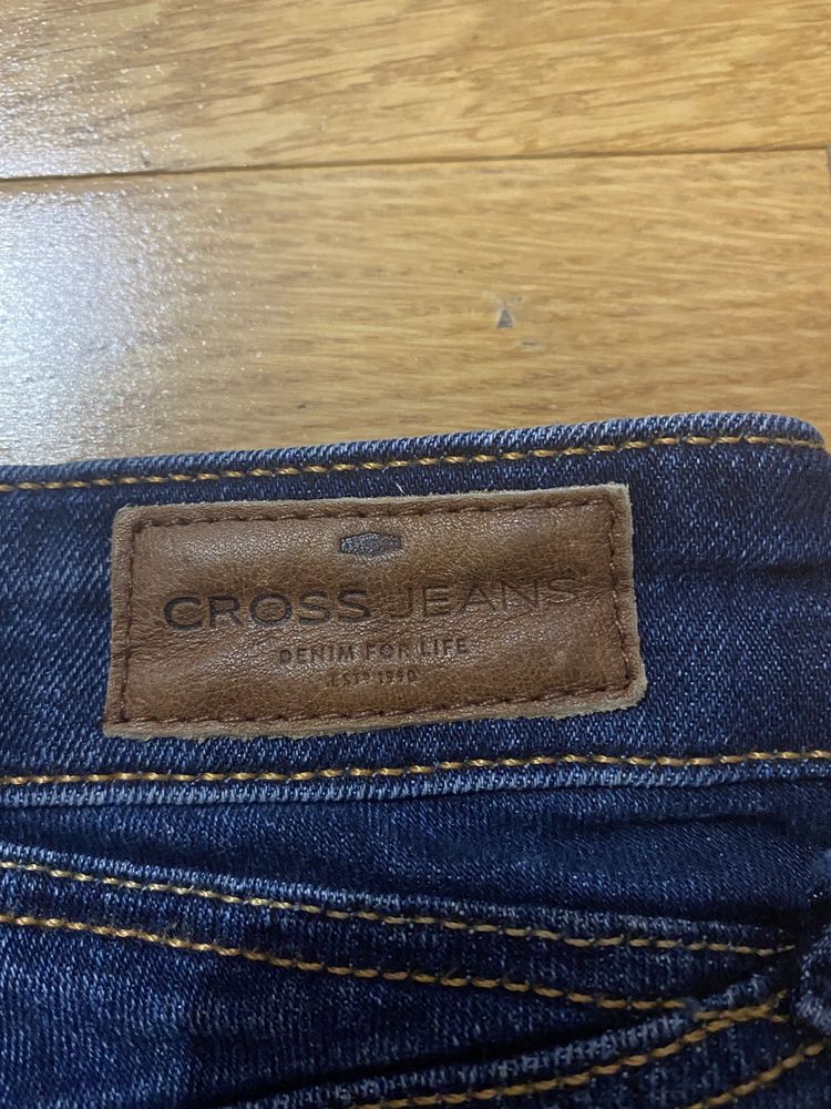 Spodnie, jeansy Cross Jeans