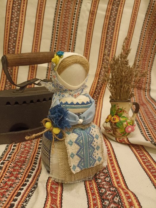 Займаюсь виготовленням мотанок. Є в наявності та на замовлення.
