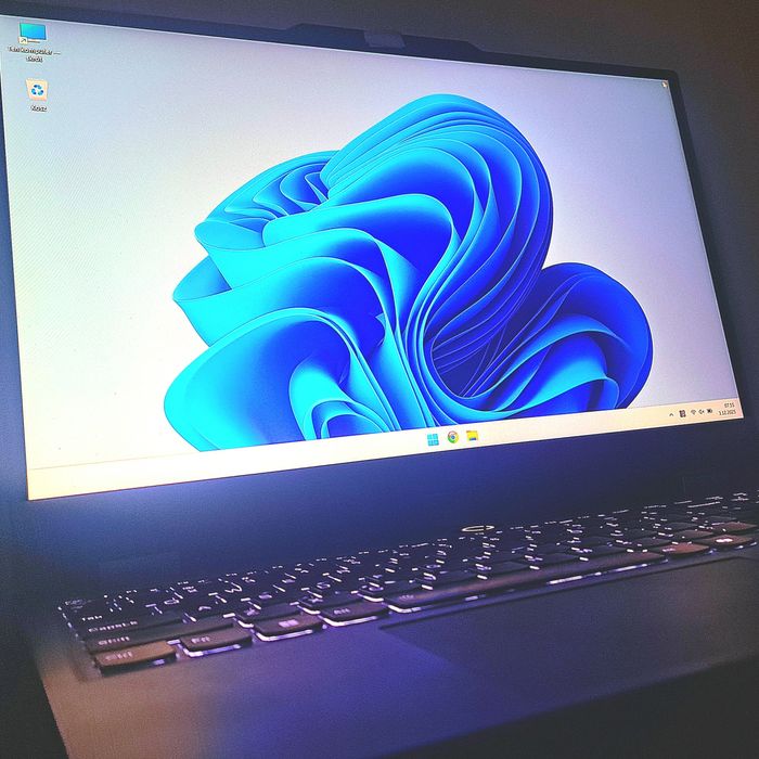 Gamingowy  Laptop Lenovo LOQ 15IAX9.    28 mies. gwarancji!