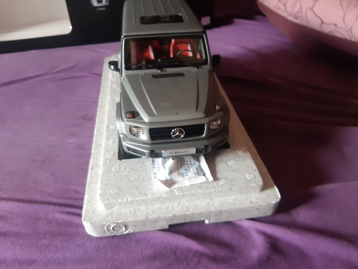 Model g klassa 1:18