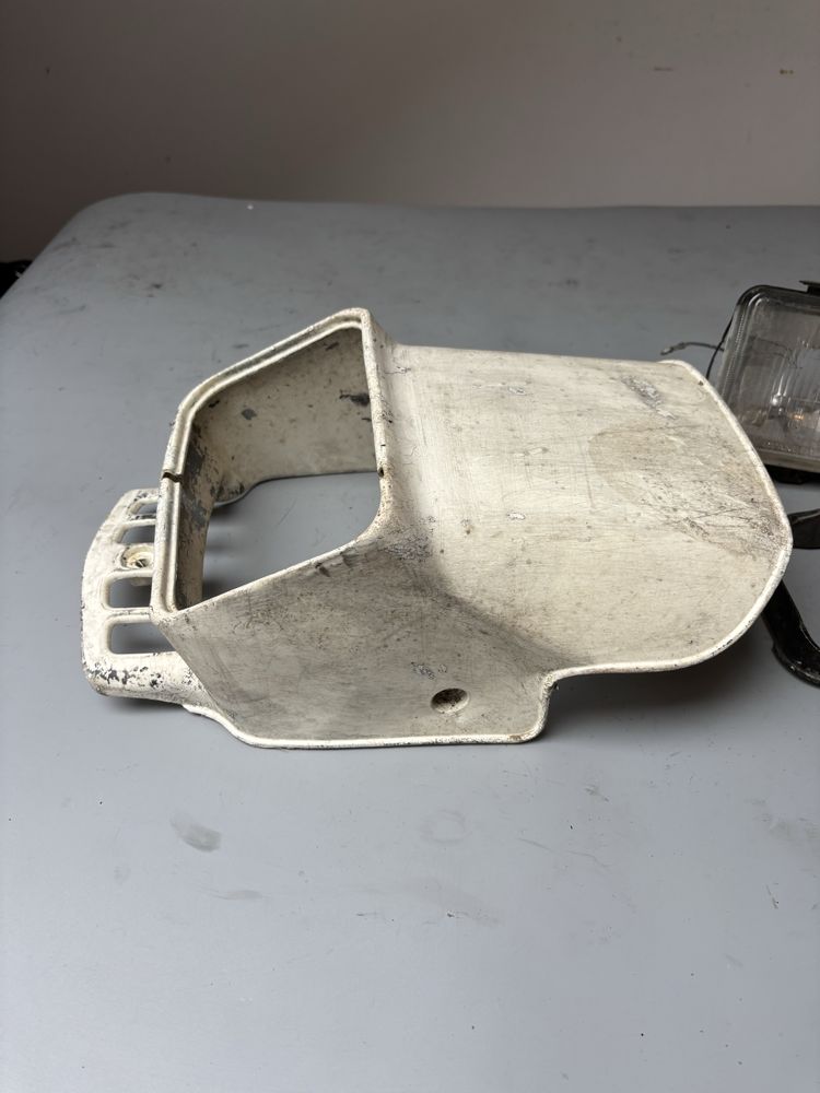 Lampa Przednia Przód SUZUKI DR600 650