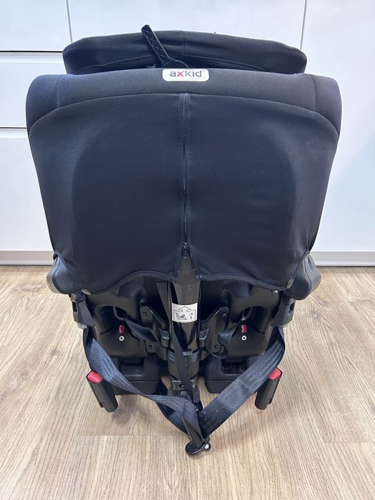 Fotelik samochodowy Axkid Duofix 9 - 25 kg