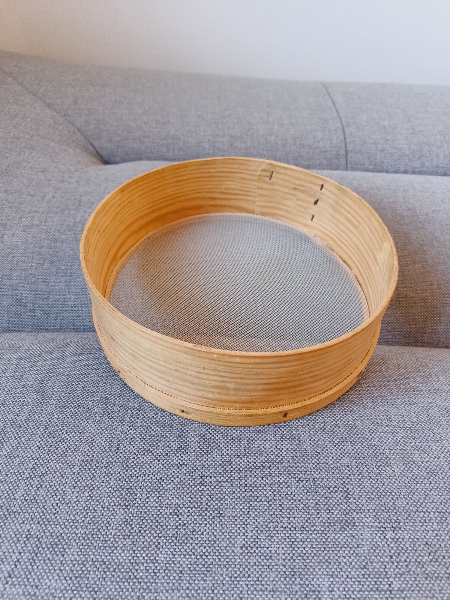 Sitko drewniane do przesiewania mąki, średnica 25cm