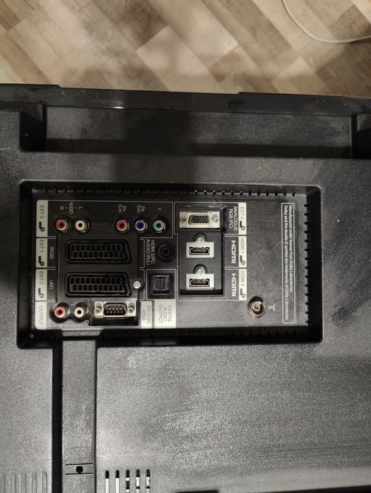 Телевізор Sharp LC 40LE600E