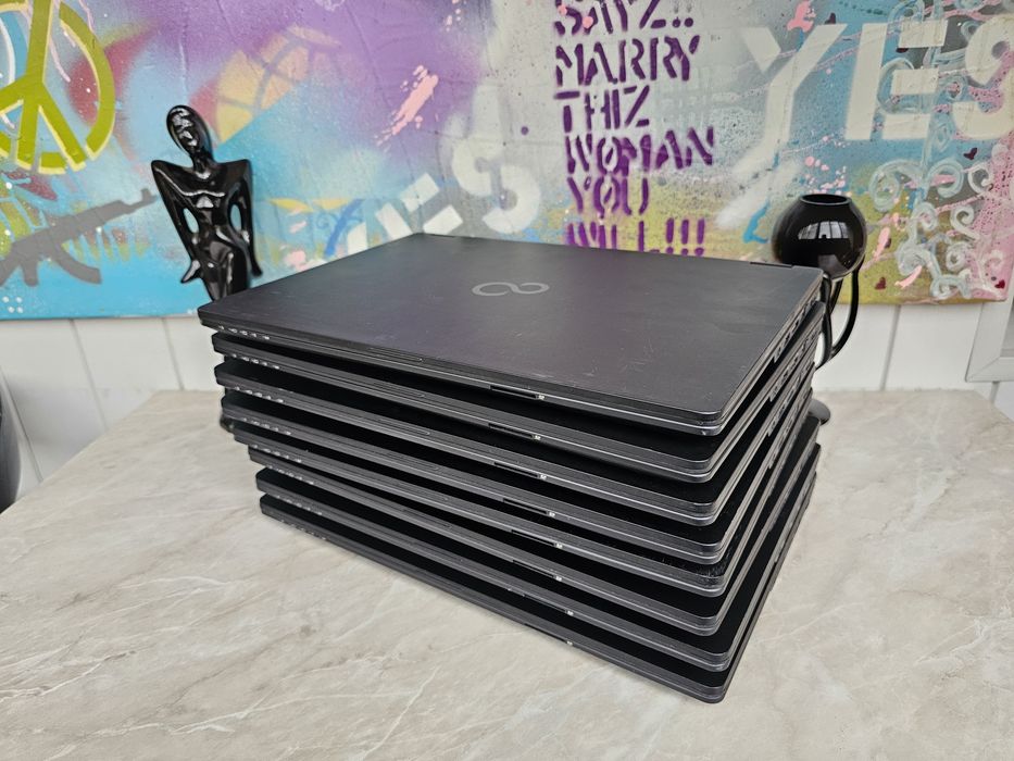 Ноутбуки Fujitsu LifeBook U748 (i5/16/256)