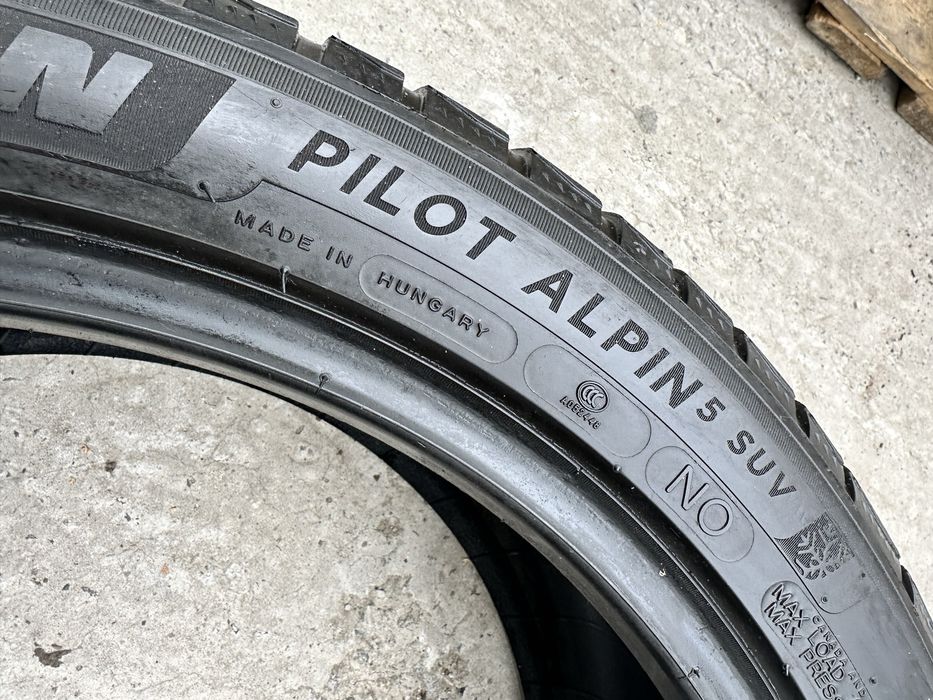 Шини 275 40 21 107V Michelin Pilot Alpin 5 SUV пара