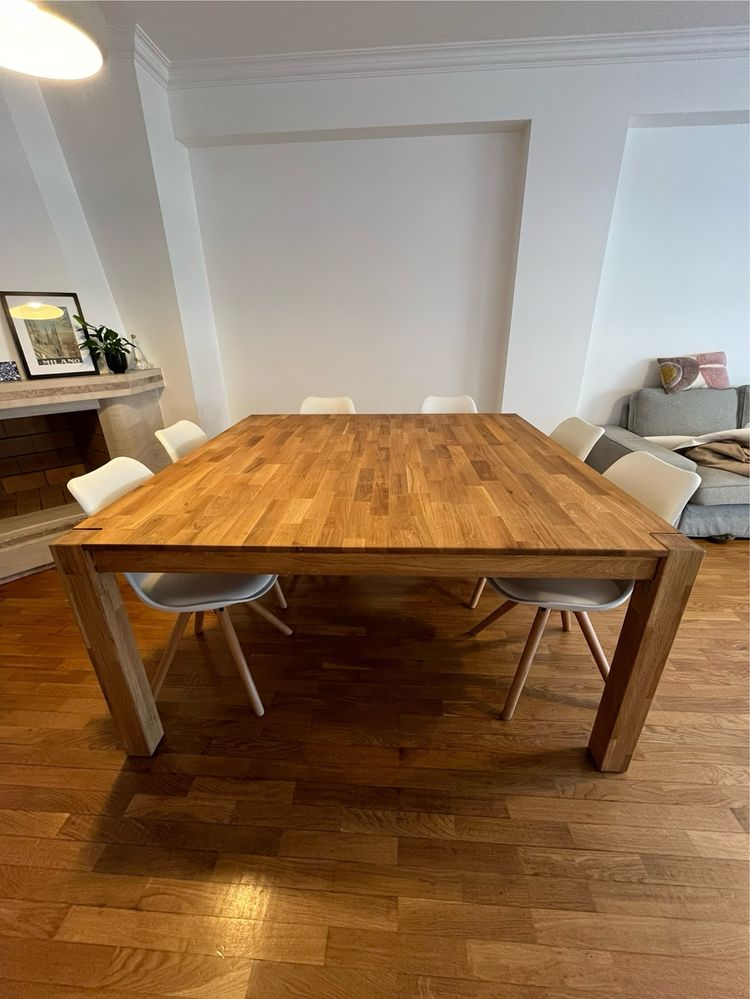 Mesa de Jantar em Carvalho Maciço (La Redoute) – 8 lugares | Como Nova