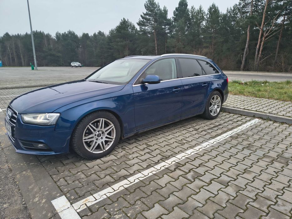 Audi A4 B8 Avant 2012 r.