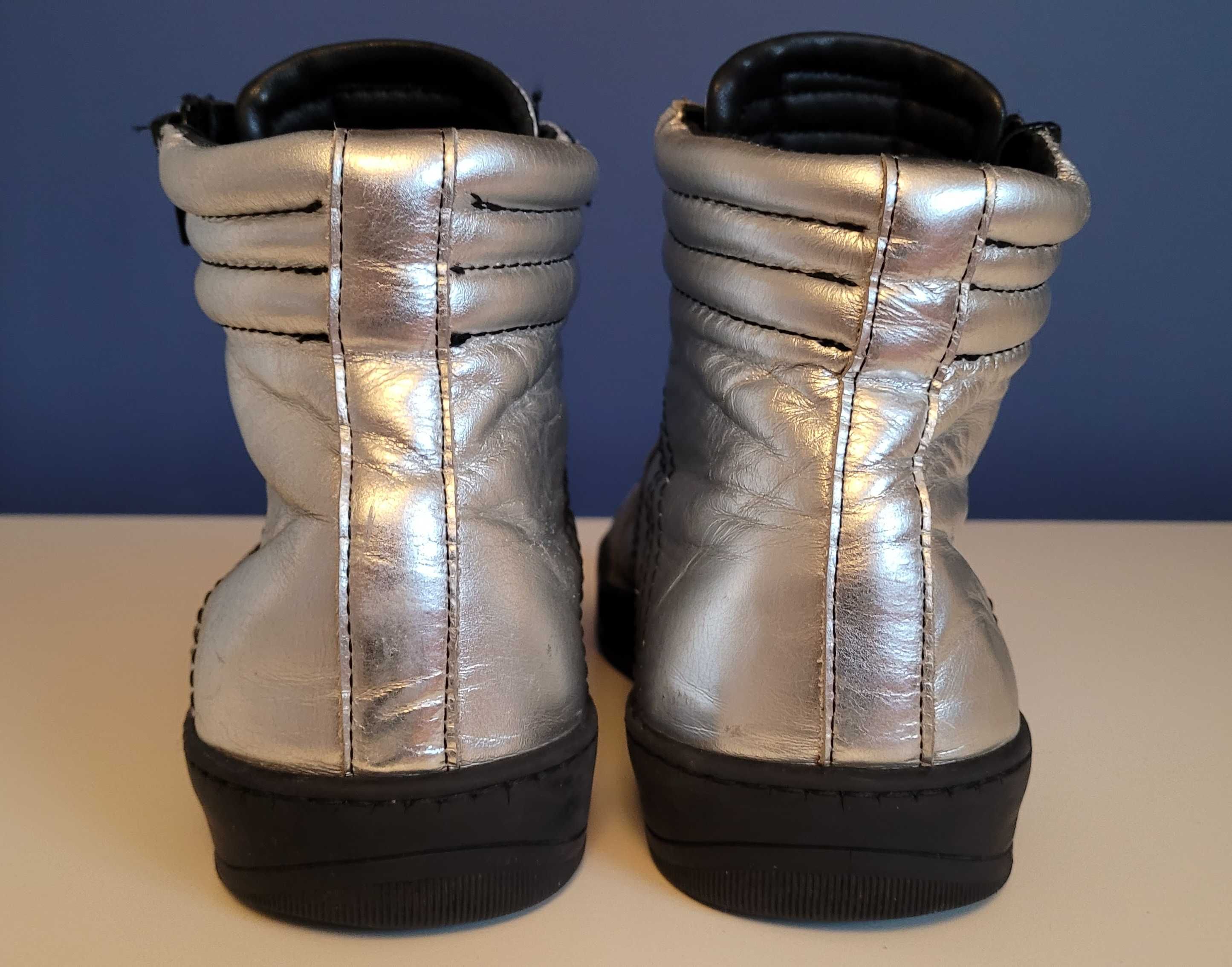 Buty PeppeShoes Modello Silviko srebrne rozmiar 41