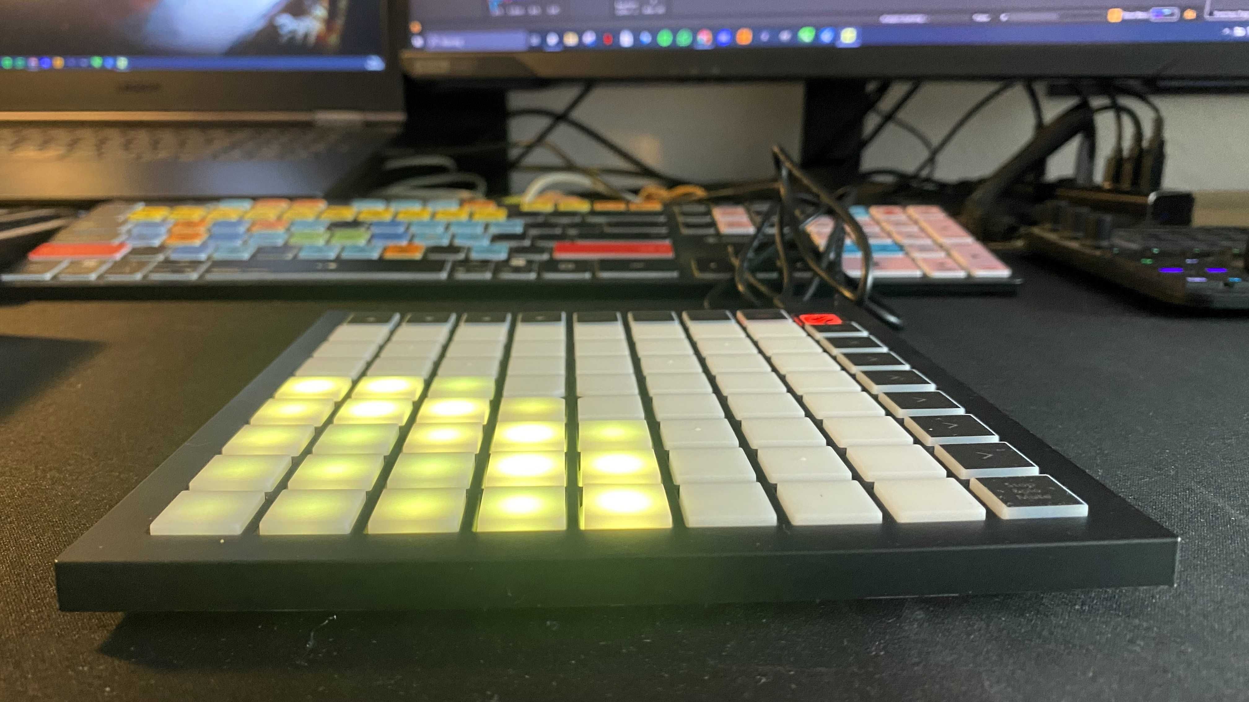 Novation Launchpad Mini MK3 - kontroler MIDI, Ableton, pady, studio