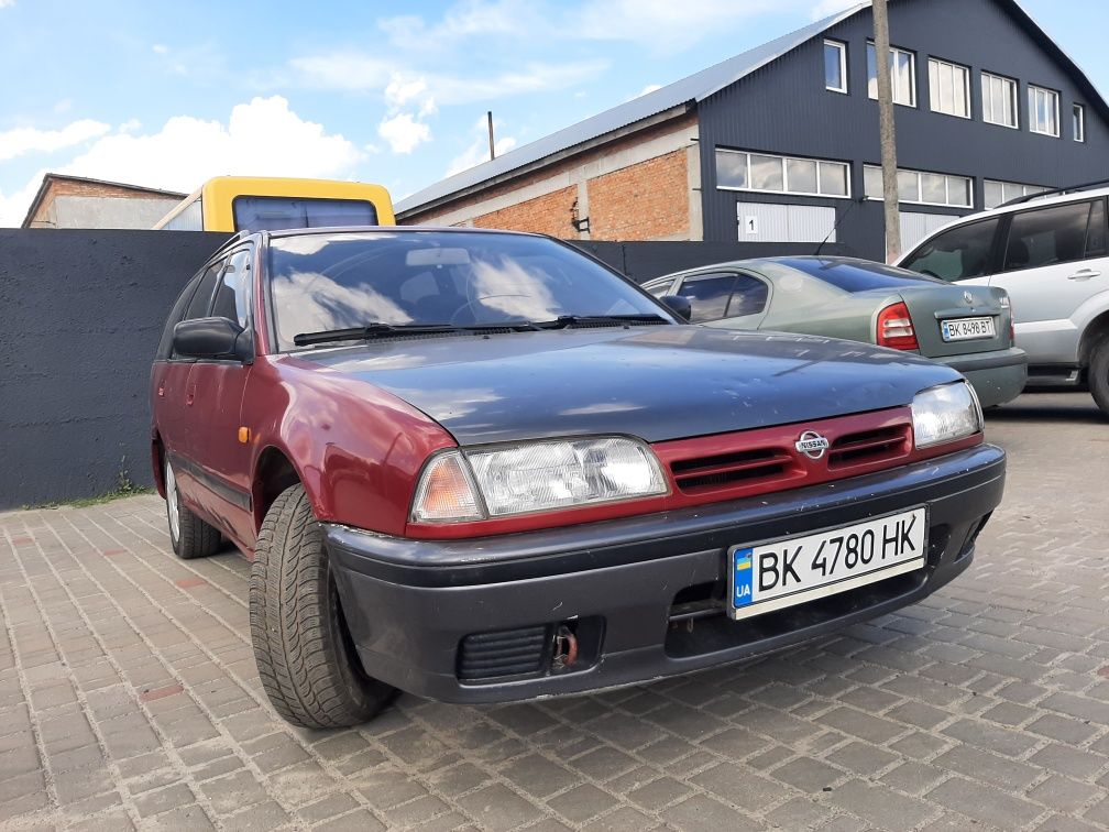 NISSAN Primera 2.0,94рік