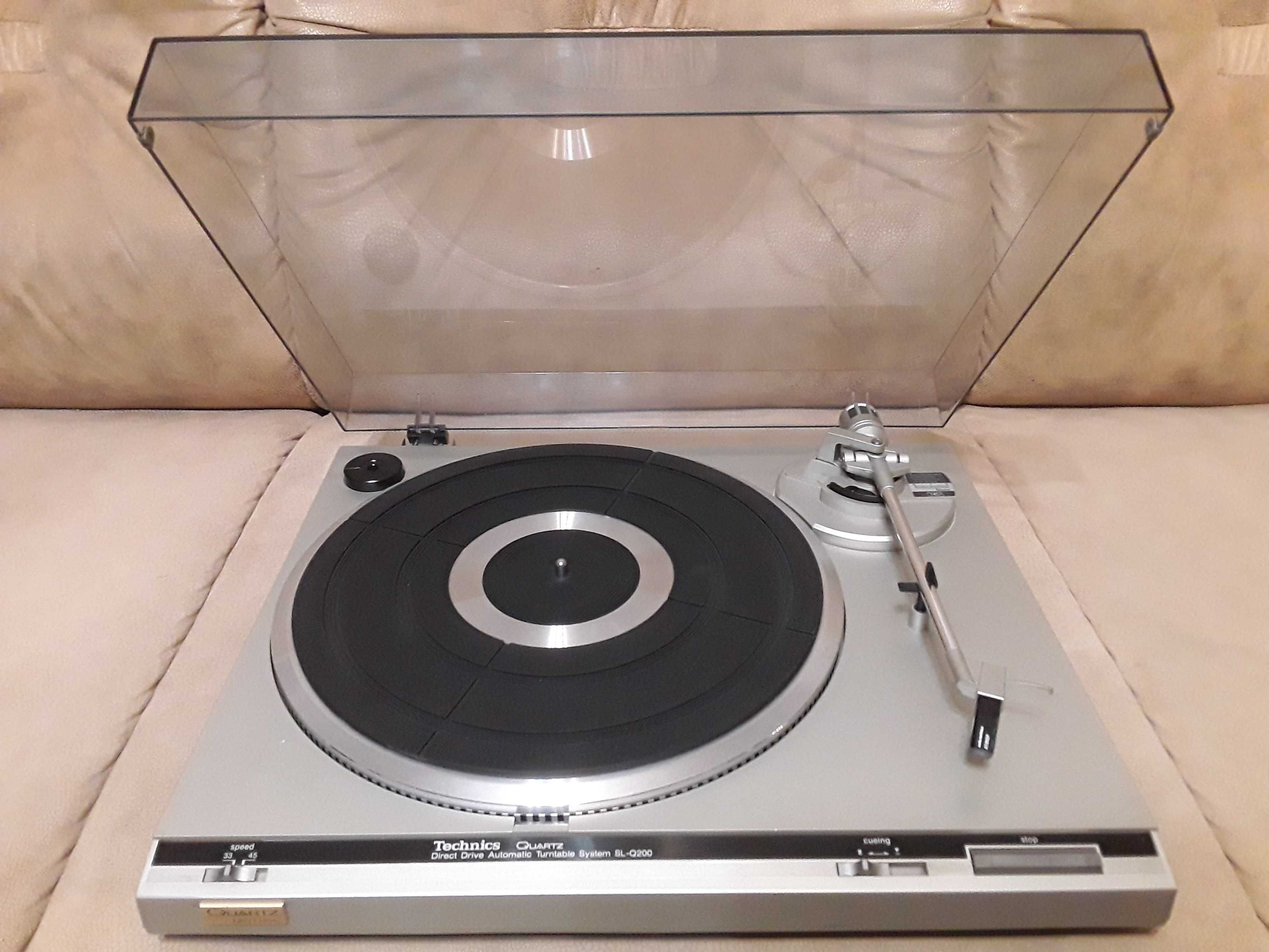 Проигрыватель винила Technics SL-Q200 (Quartz, DD, Made in Japan)