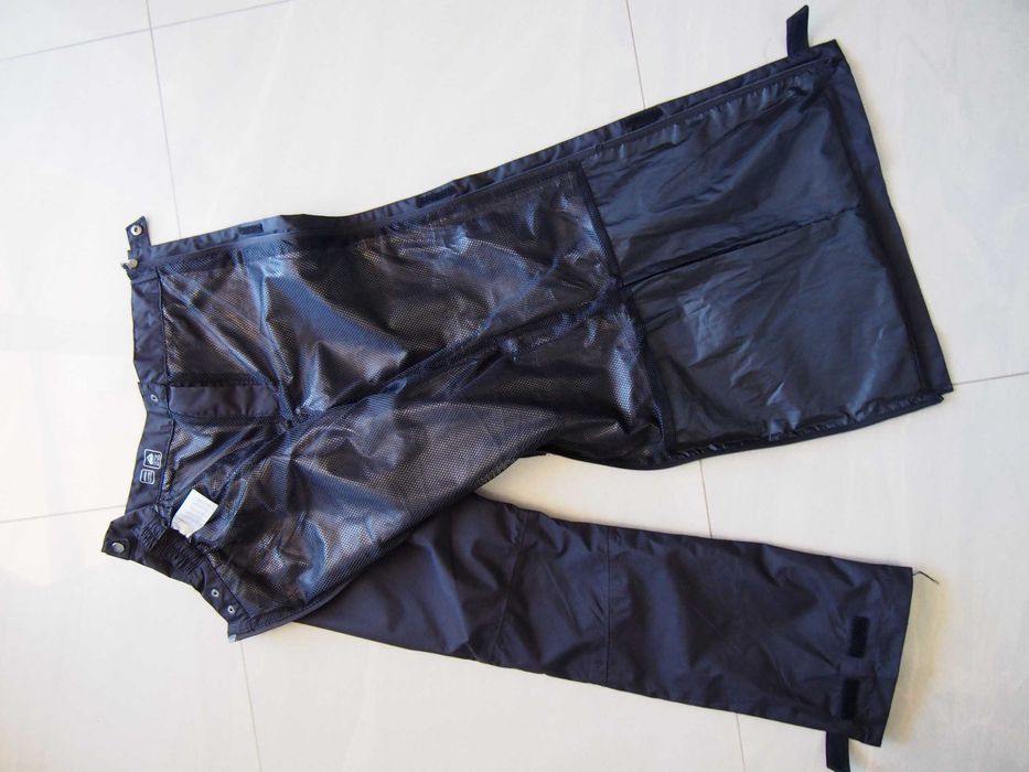 Spodnie trekkingowe przeciwdeszczowe 158 164 cm mckinley