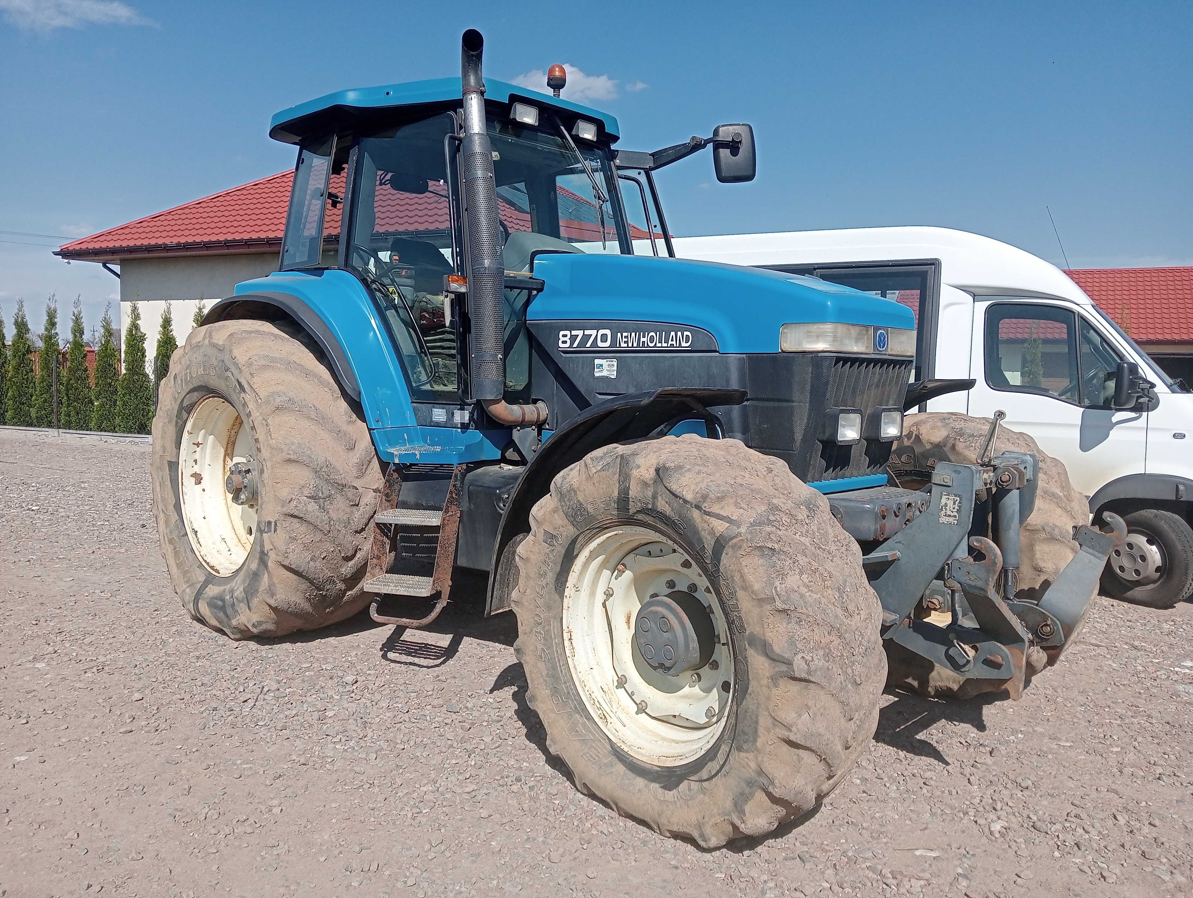 Ciągnik new Holland 8770, 2000 r, przedni tuz, oś supersteer 61 netto