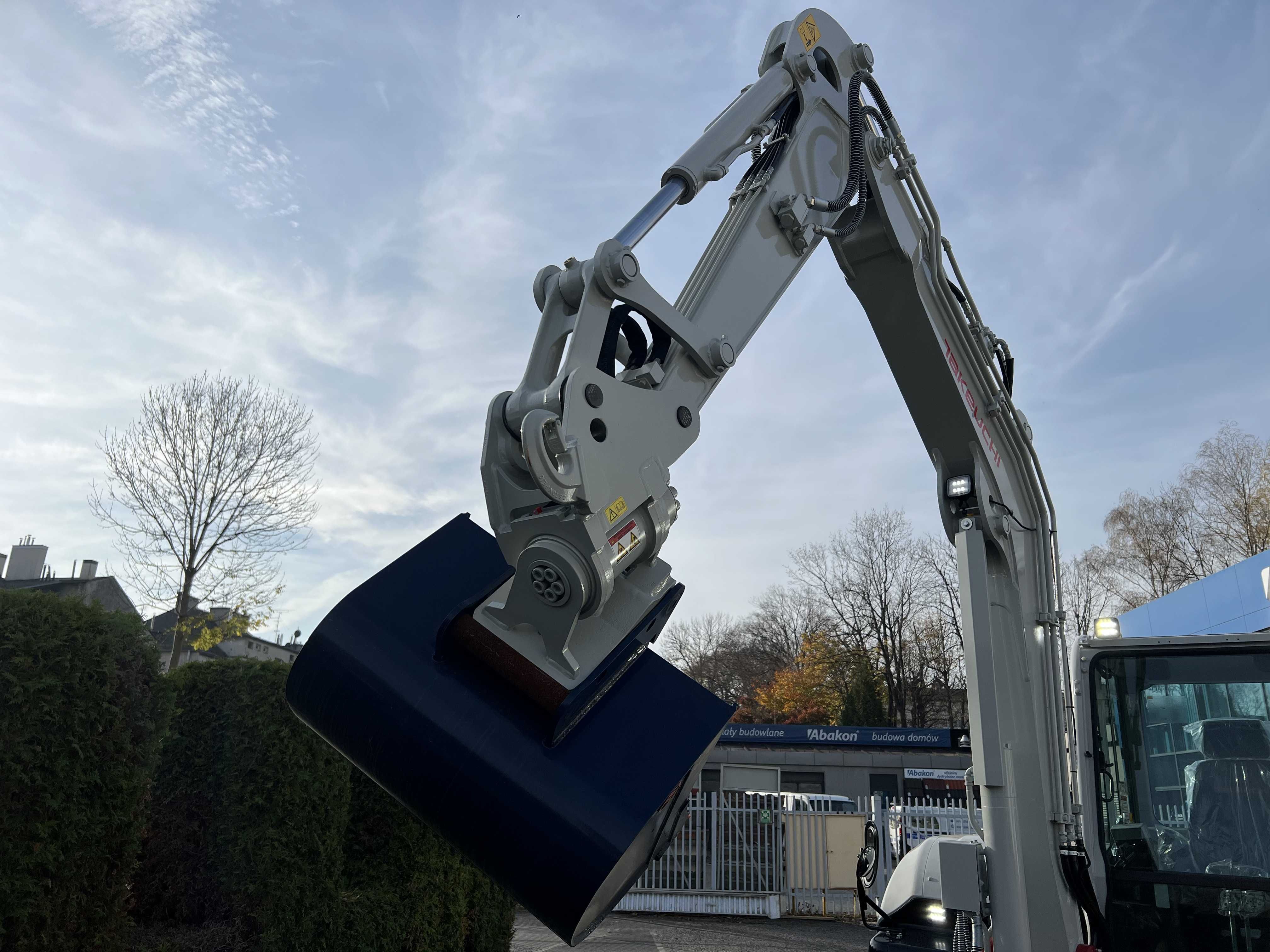 Koparka Takeuchi TB370 CV [7 ton] - najbogatsza wersja V3!