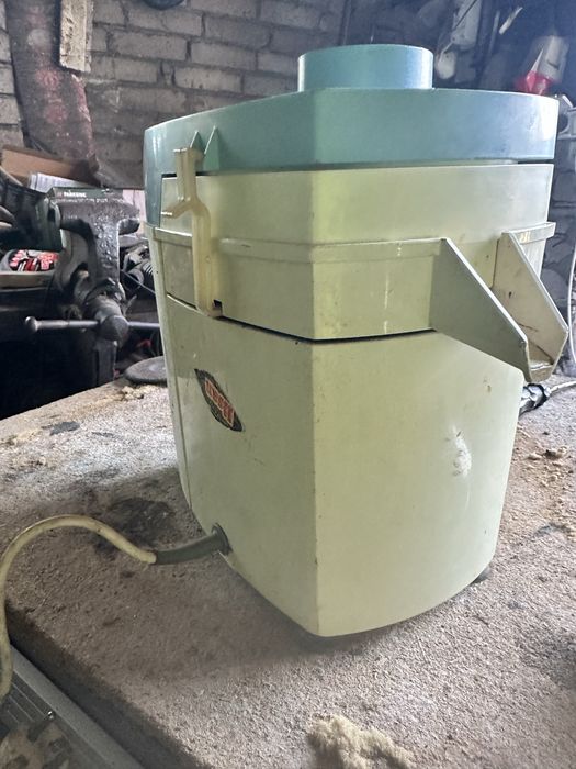 Sokowirówka predom PRL