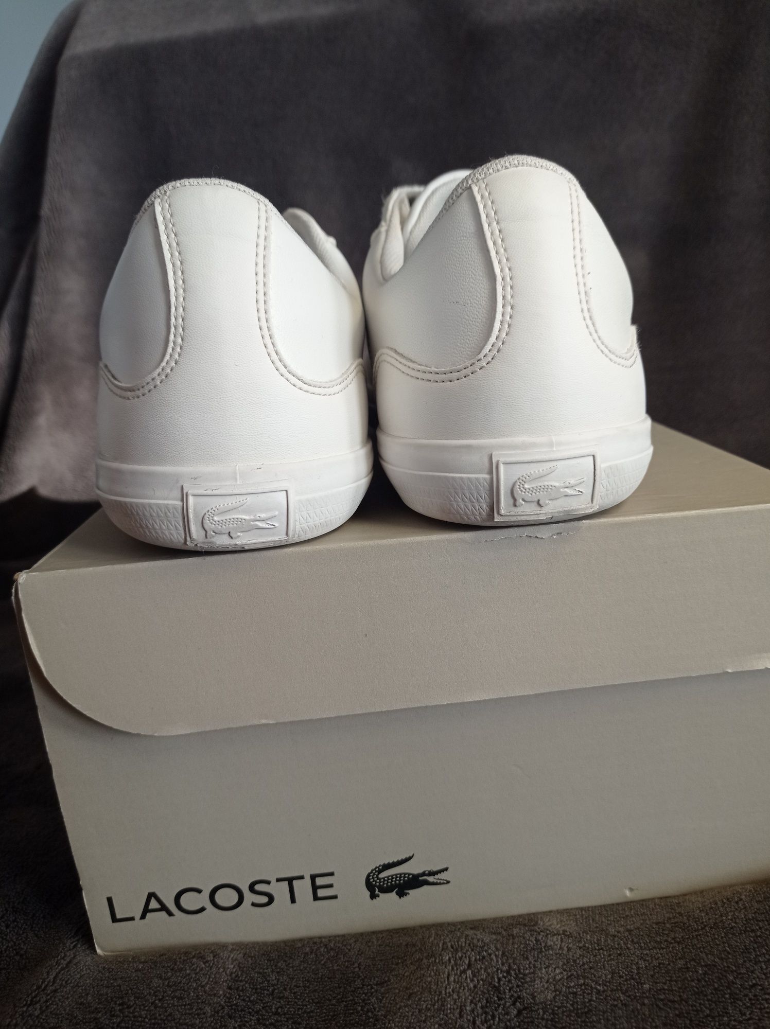 Buty Lacoste Lerond rozmiar 41 wkładka 26,5 cm białe skóra męskie 42