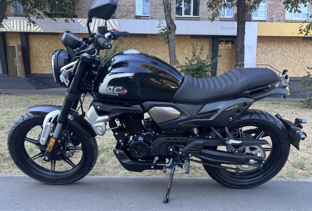 Мотоцикл Loncin LX250-12C AC4 - Мотосалон