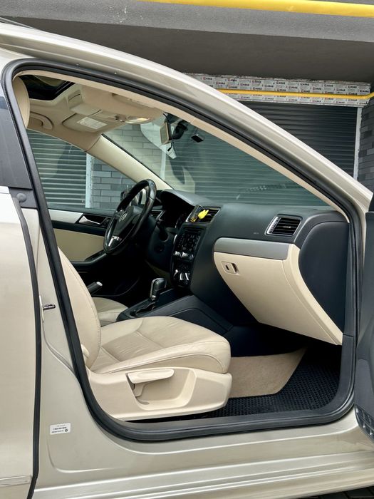 Volkswagen Jetta 2.5 SEL Premium Avtomat!