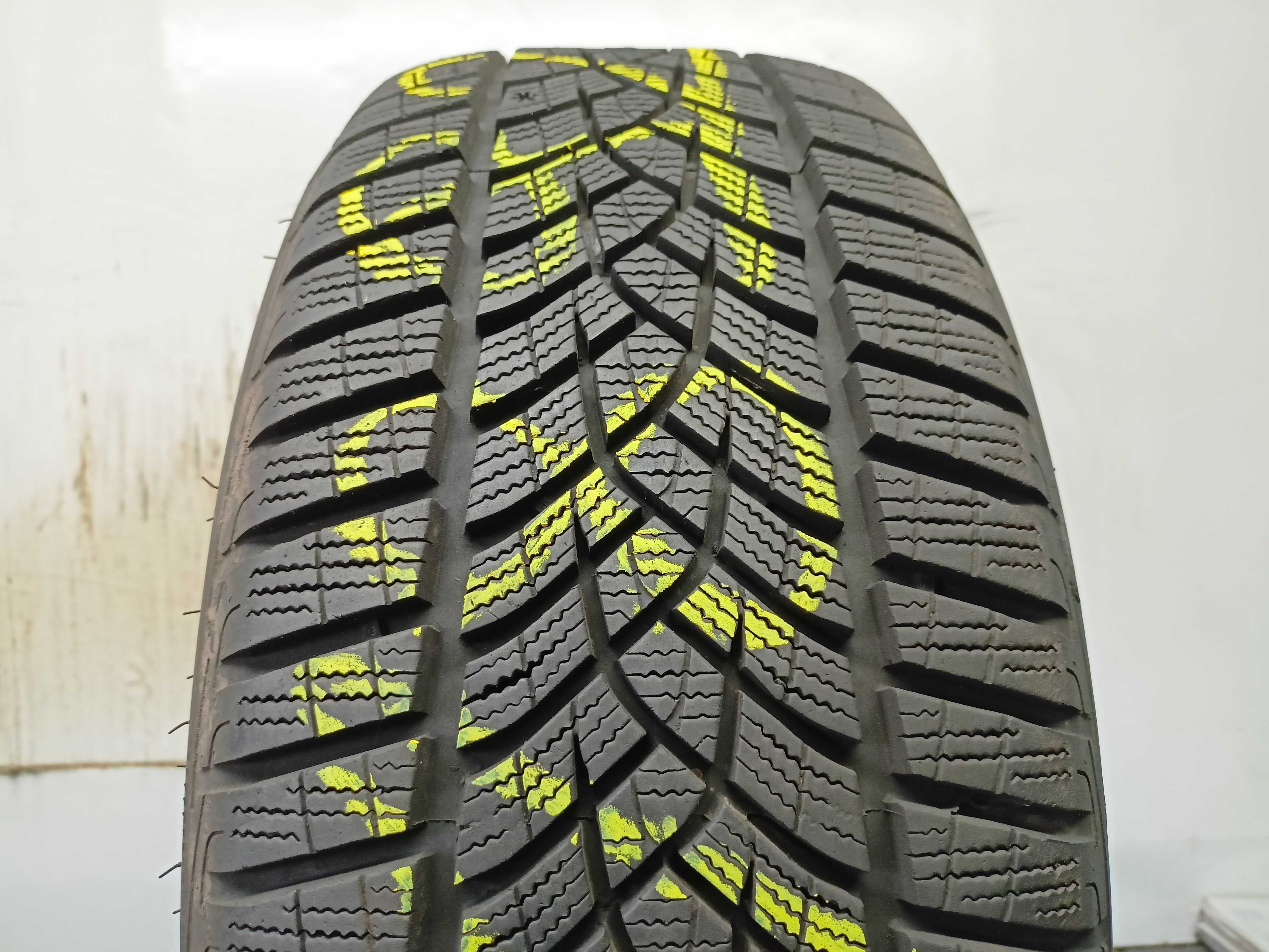 Goodyear UltraGrip 205/50/17 2017r. 93H 8,5mm (1892)