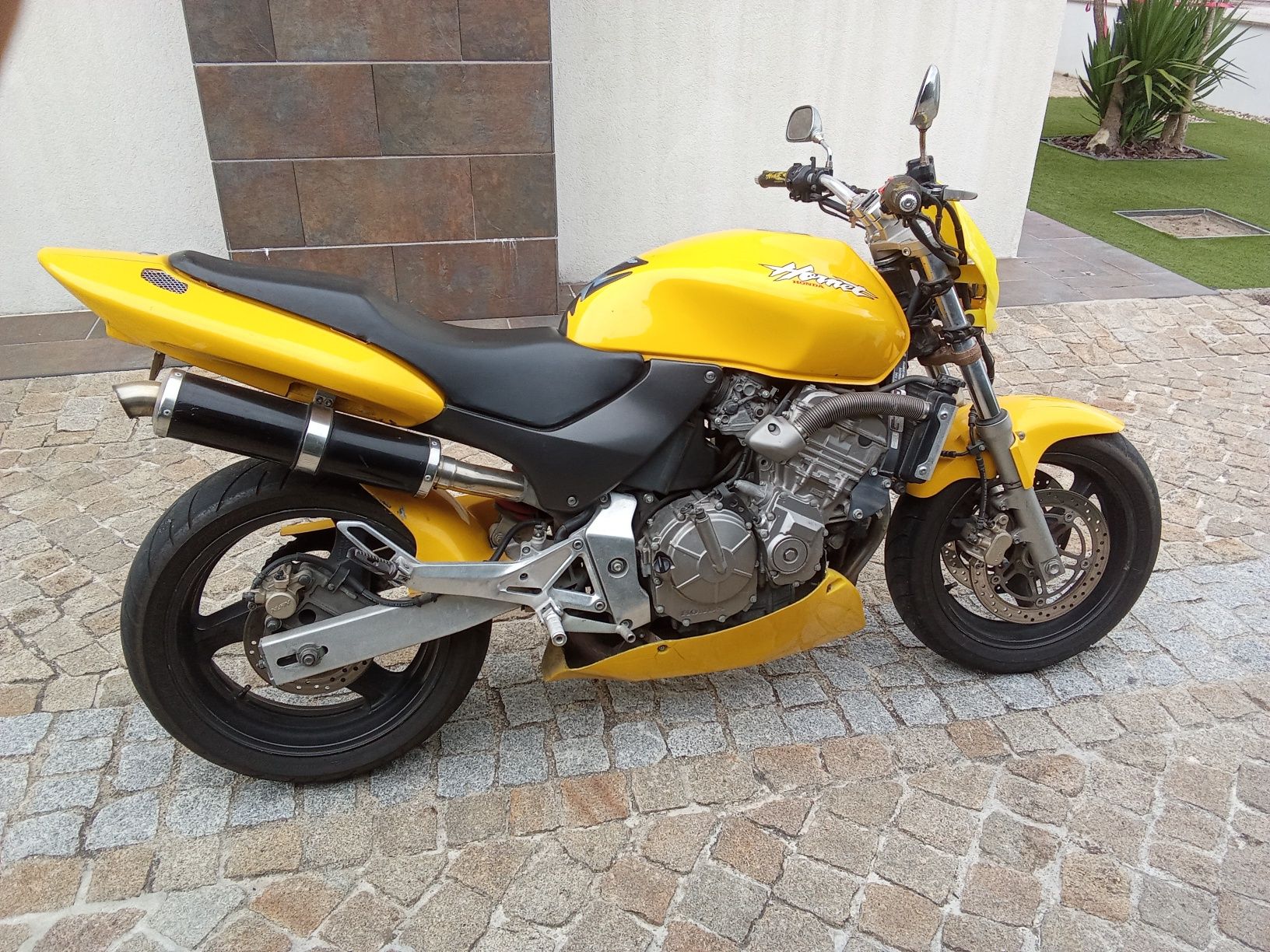 Moto Honda Hornet 600