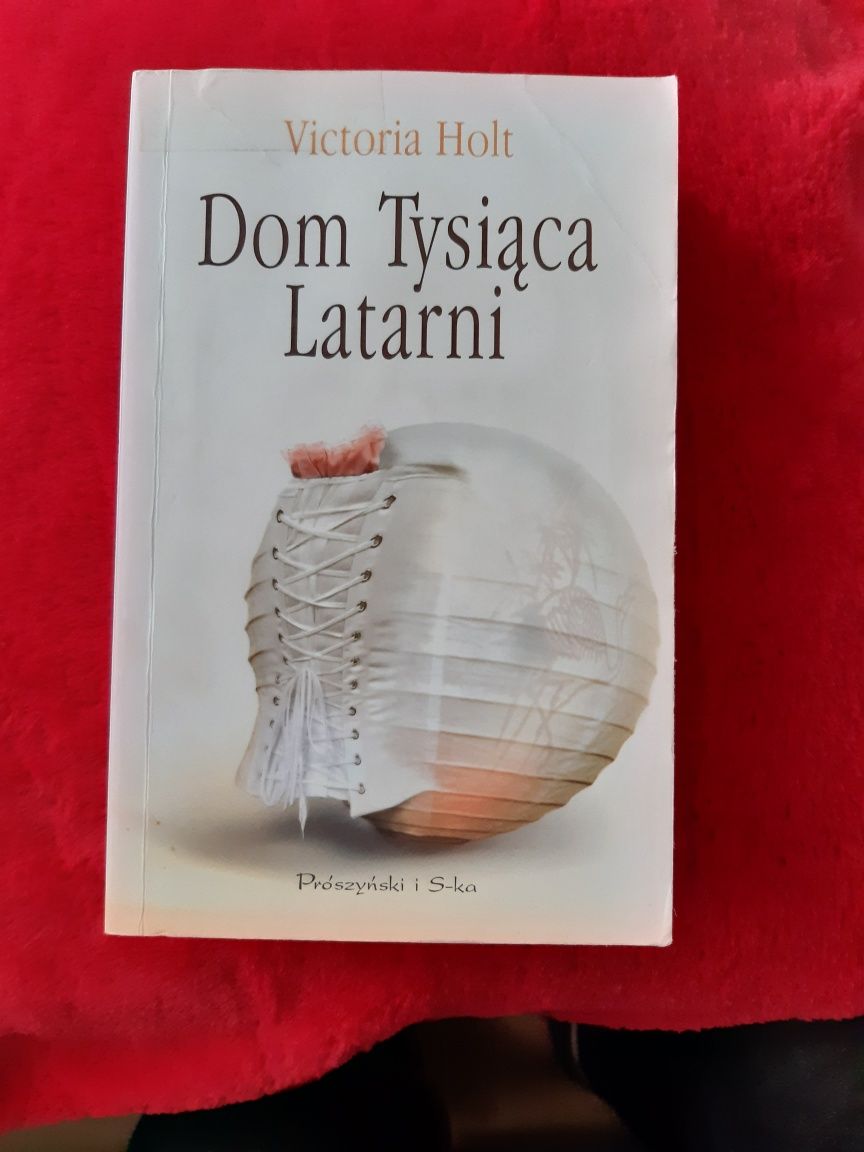 Książka "Dom Tysiąca Latarni"