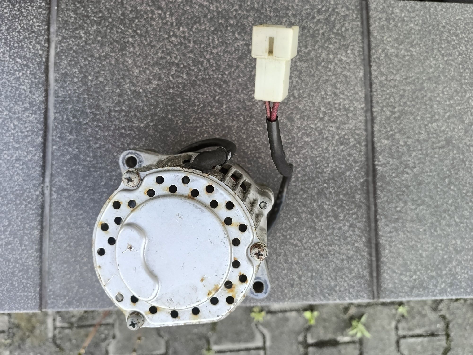 Sprzedam alternator Yamaha XJR